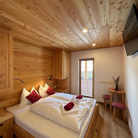Hotel Surc Kranjska Gora Eksteriør billede
