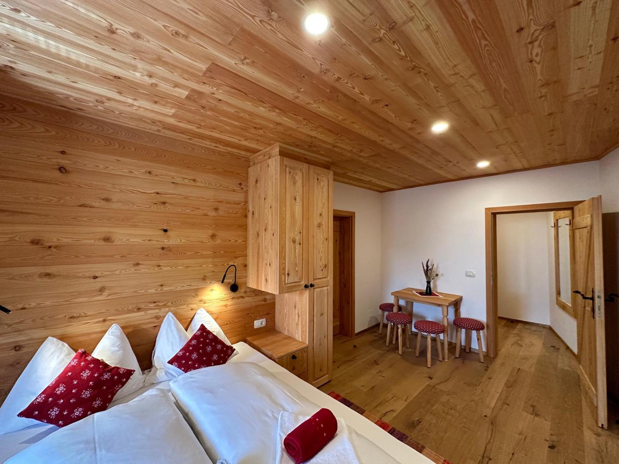 Hotel Surc Kranjska Gora Eksteriør billede