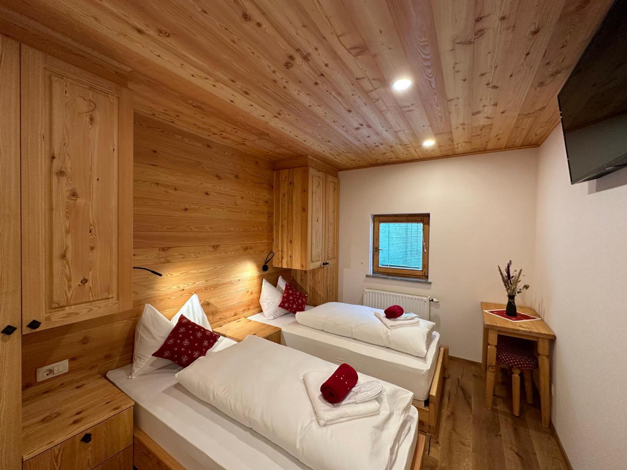 Hotel Surc Kranjska Gora Eksteriør billede