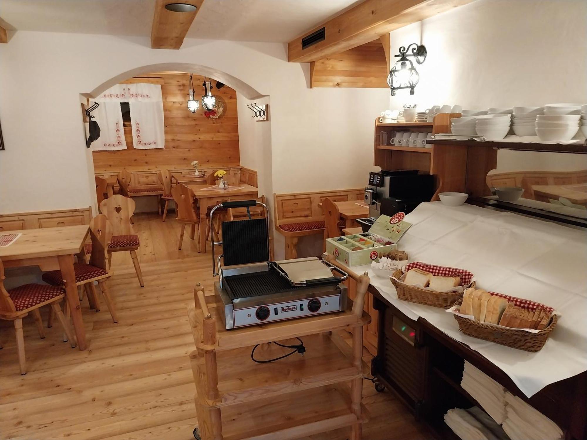 Hotel Surc Kranjska Gora Eksteriør billede