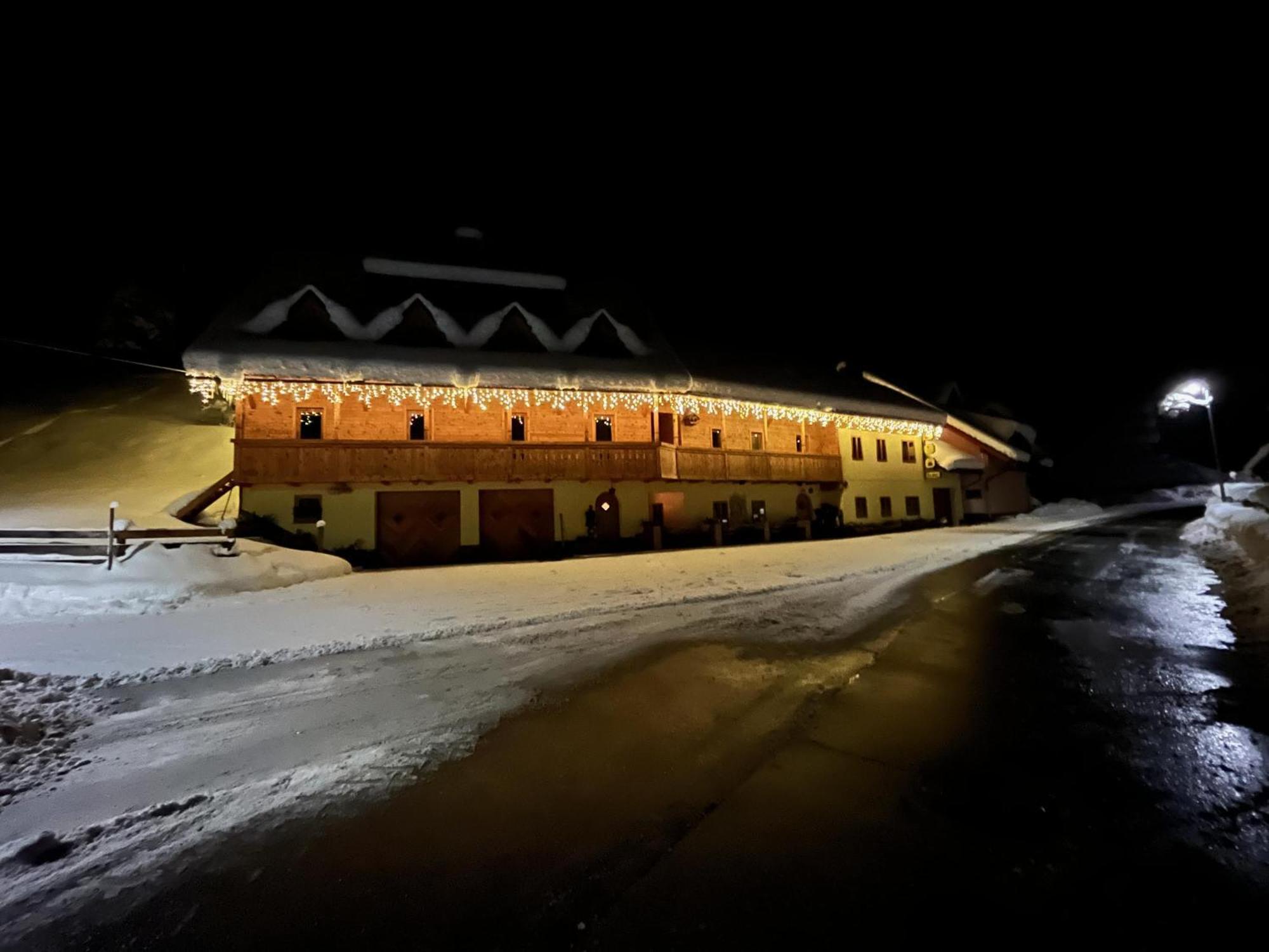 Hotel Surc Kranjska Gora Eksteriør billede
