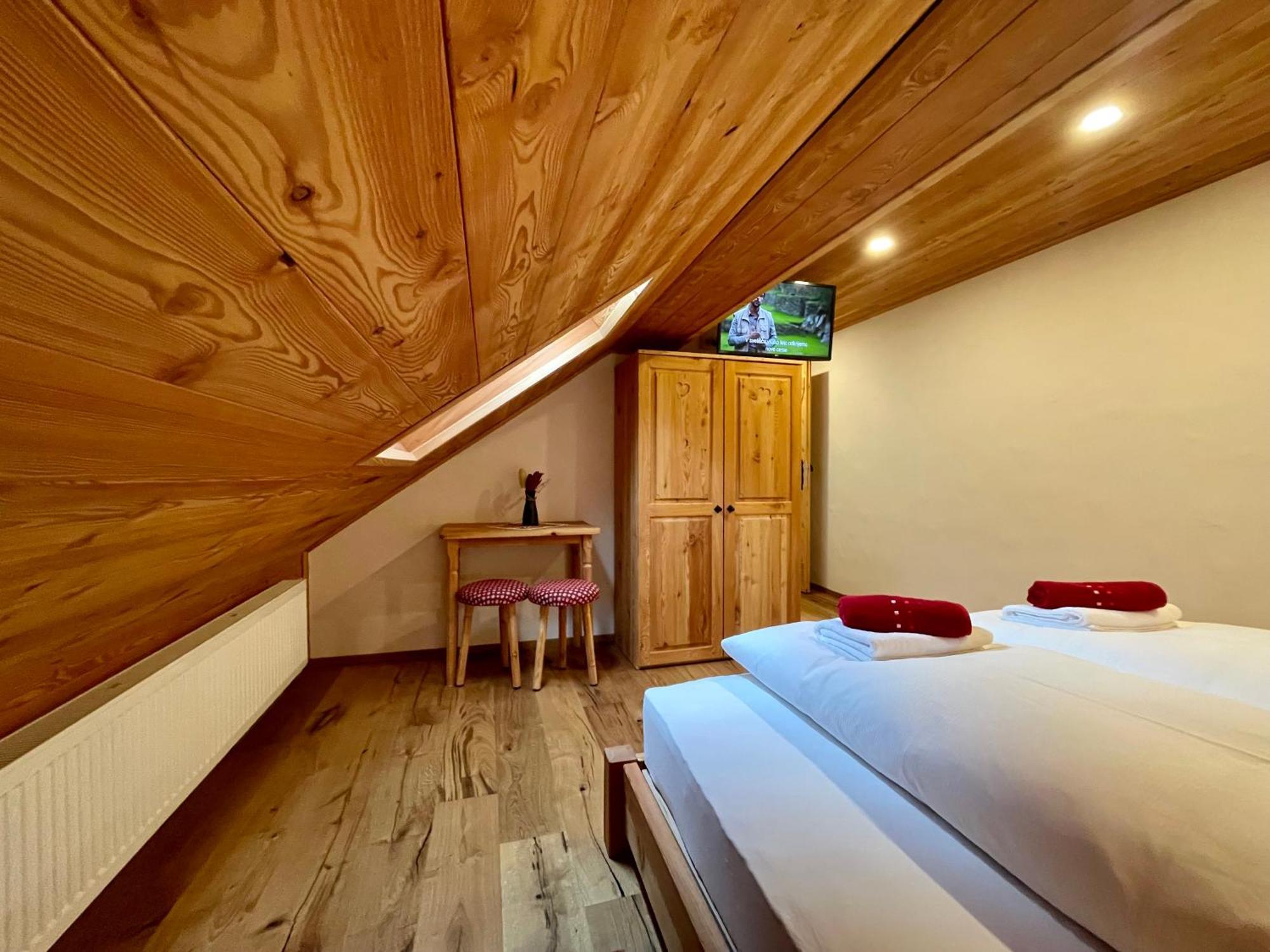 Hotel Surc Kranjska Gora Eksteriør billede