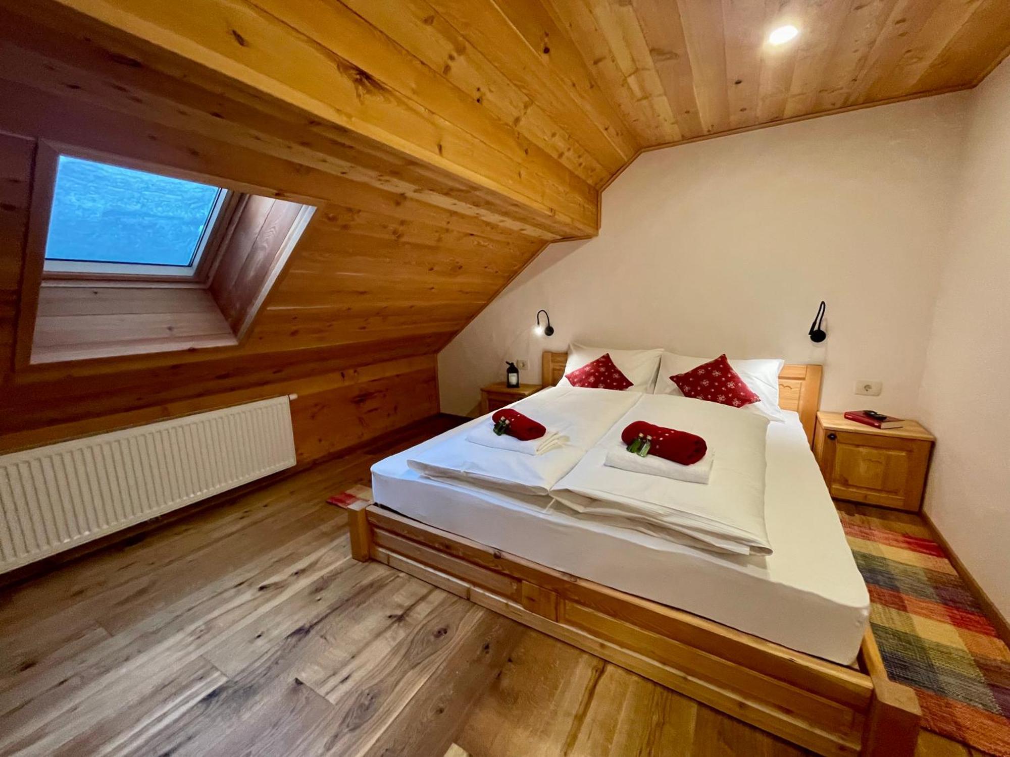 Hotel Surc Kranjska Gora Eksteriør billede